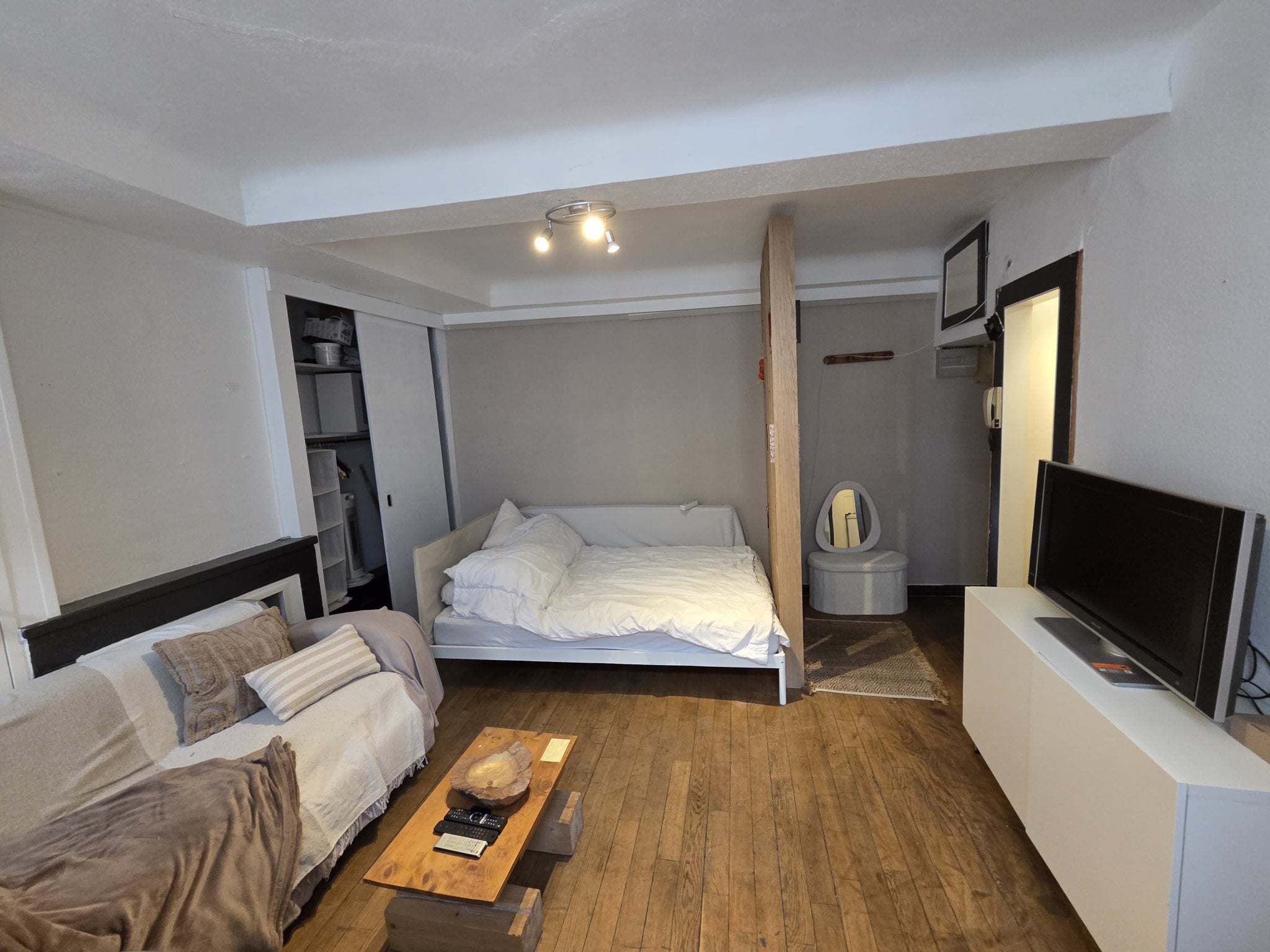Flat Rue Saint-Étienne in Metz