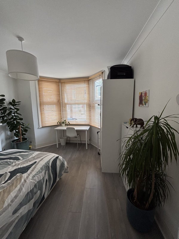 Room Coningsby Road in Greater London