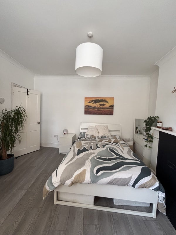 Room Coningsby Road in Greater London