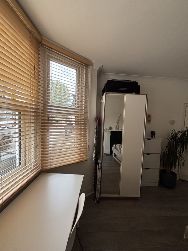 Room Coningsby Road in Greater London