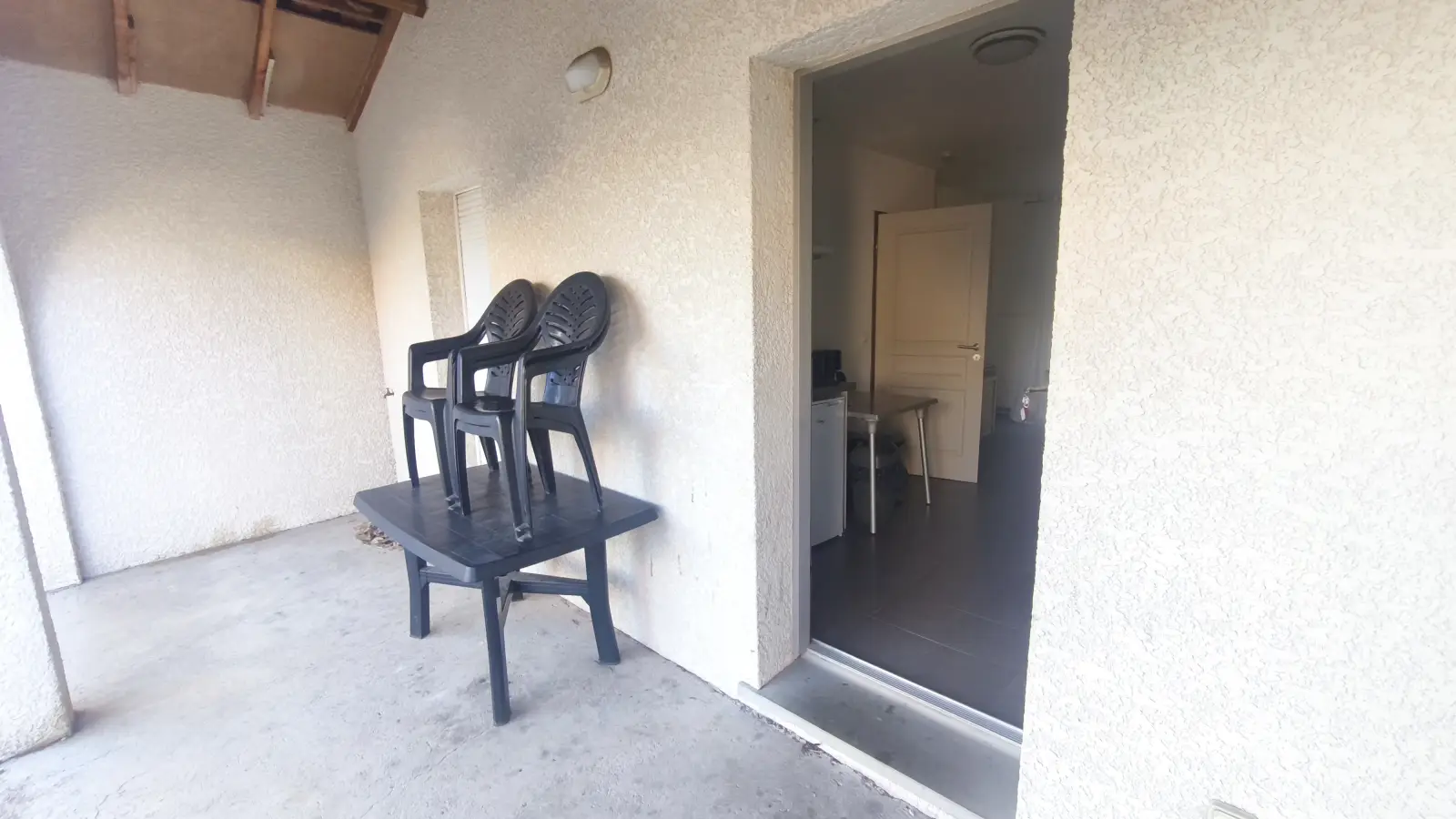 Appartement Avenue des Mûriers à Entre-Vignes