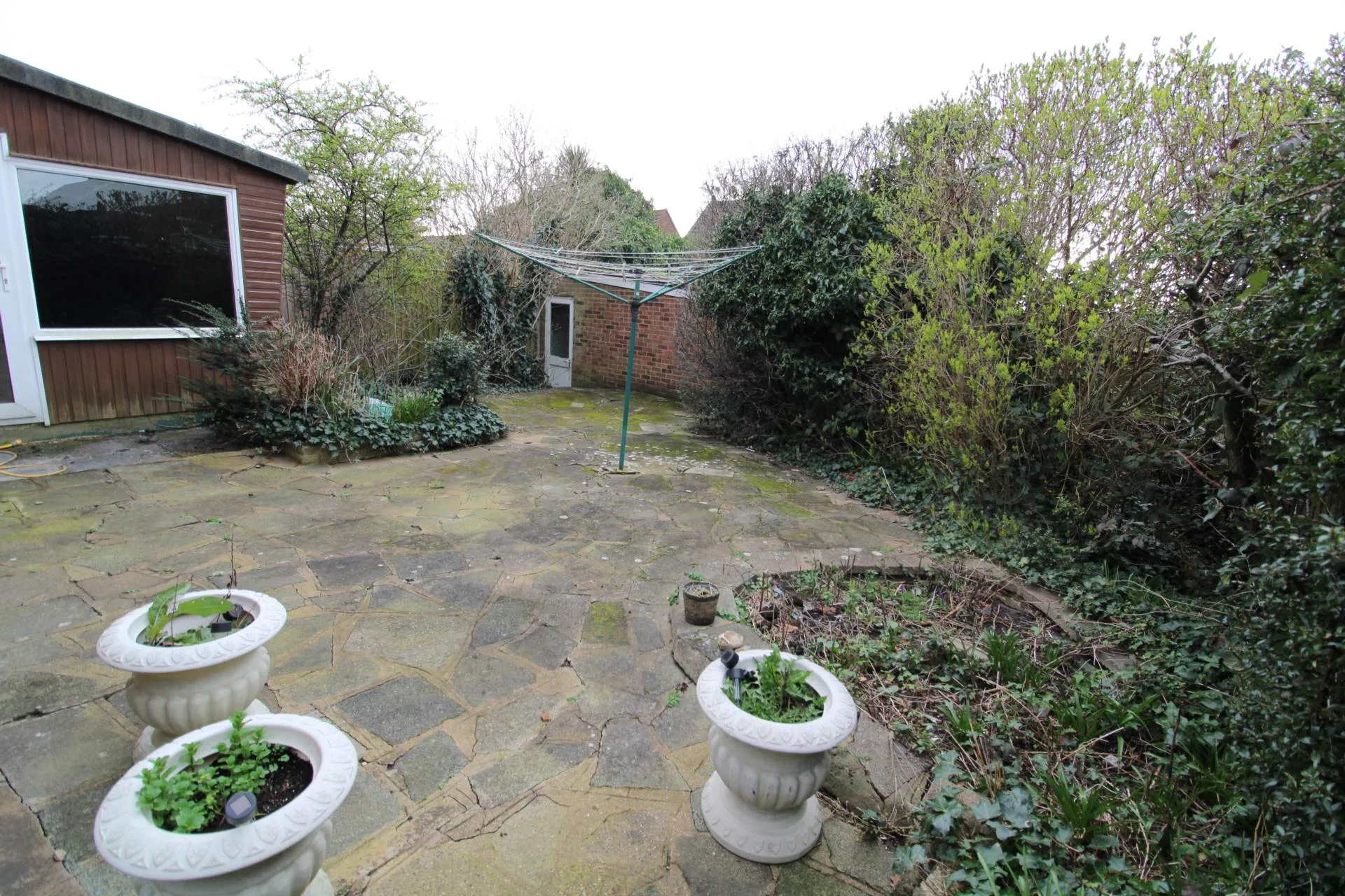 House Albemarle Avenue in Hertsmere