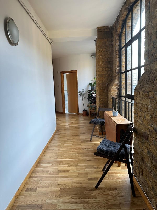 Room Dalston Lane in Greater London