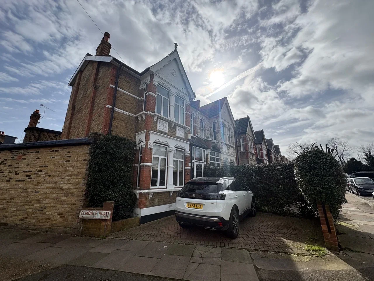 Flat Palmerston Crescent in Greater London