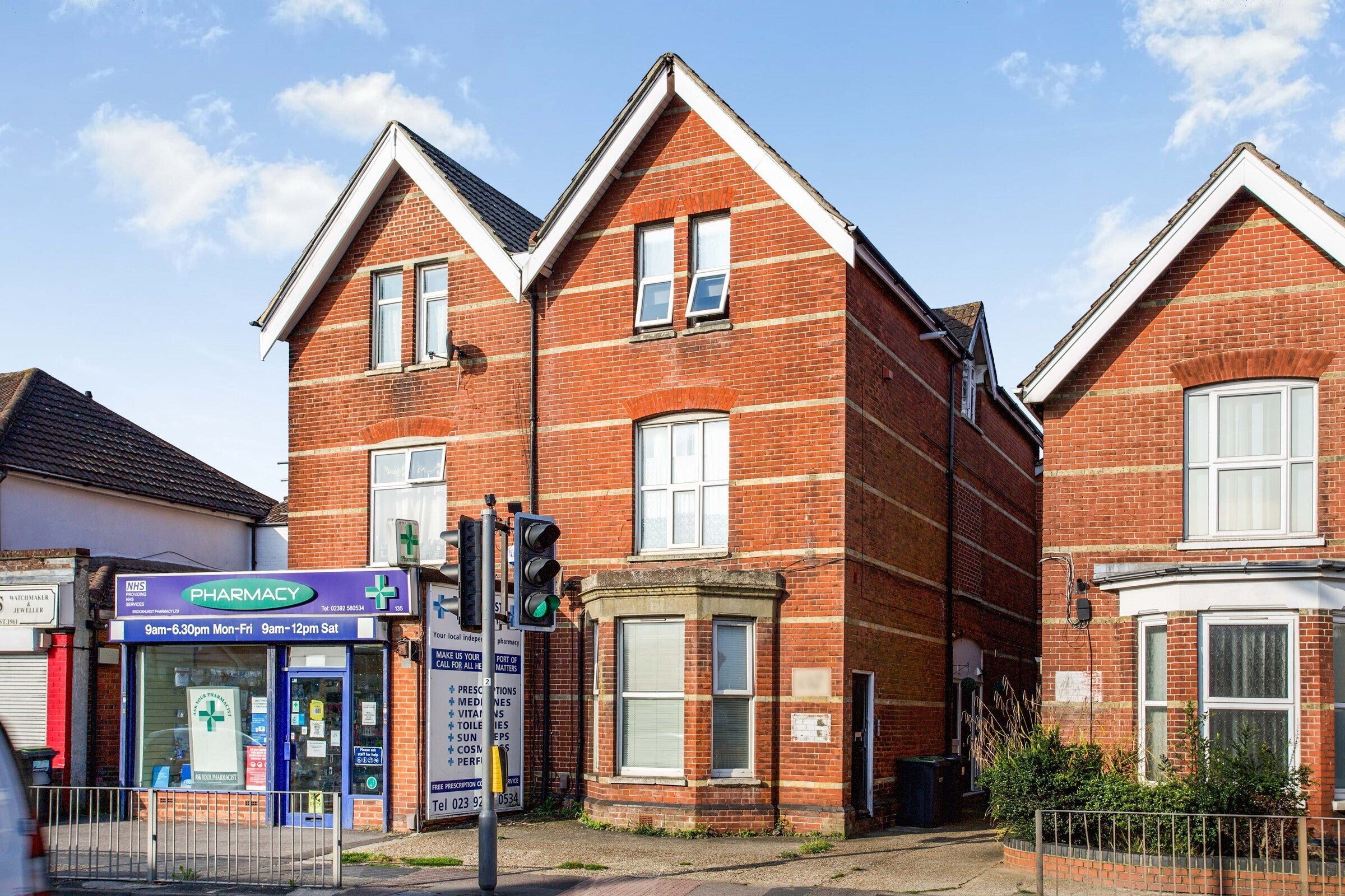 Flat Brockhurst Road in Gosport