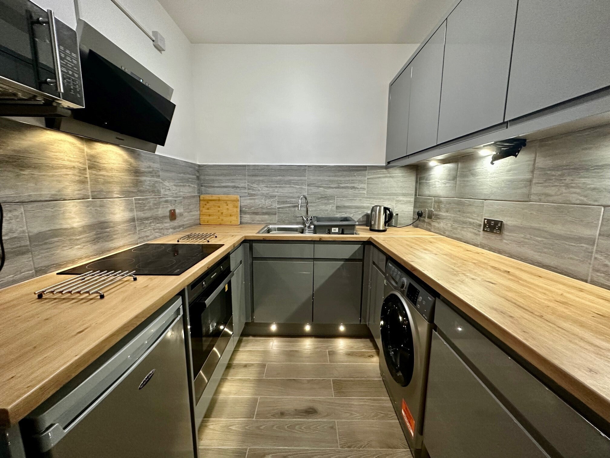 Flat Brockhurst Road in Gosport