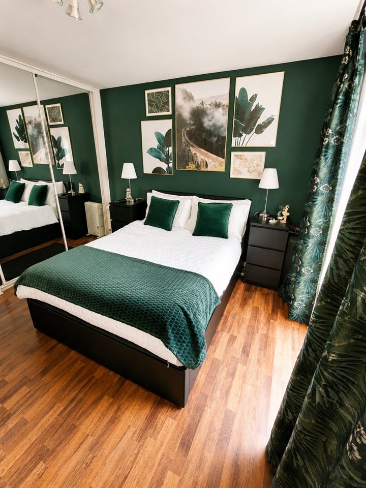 Flat Tinniswood Close in Greater London