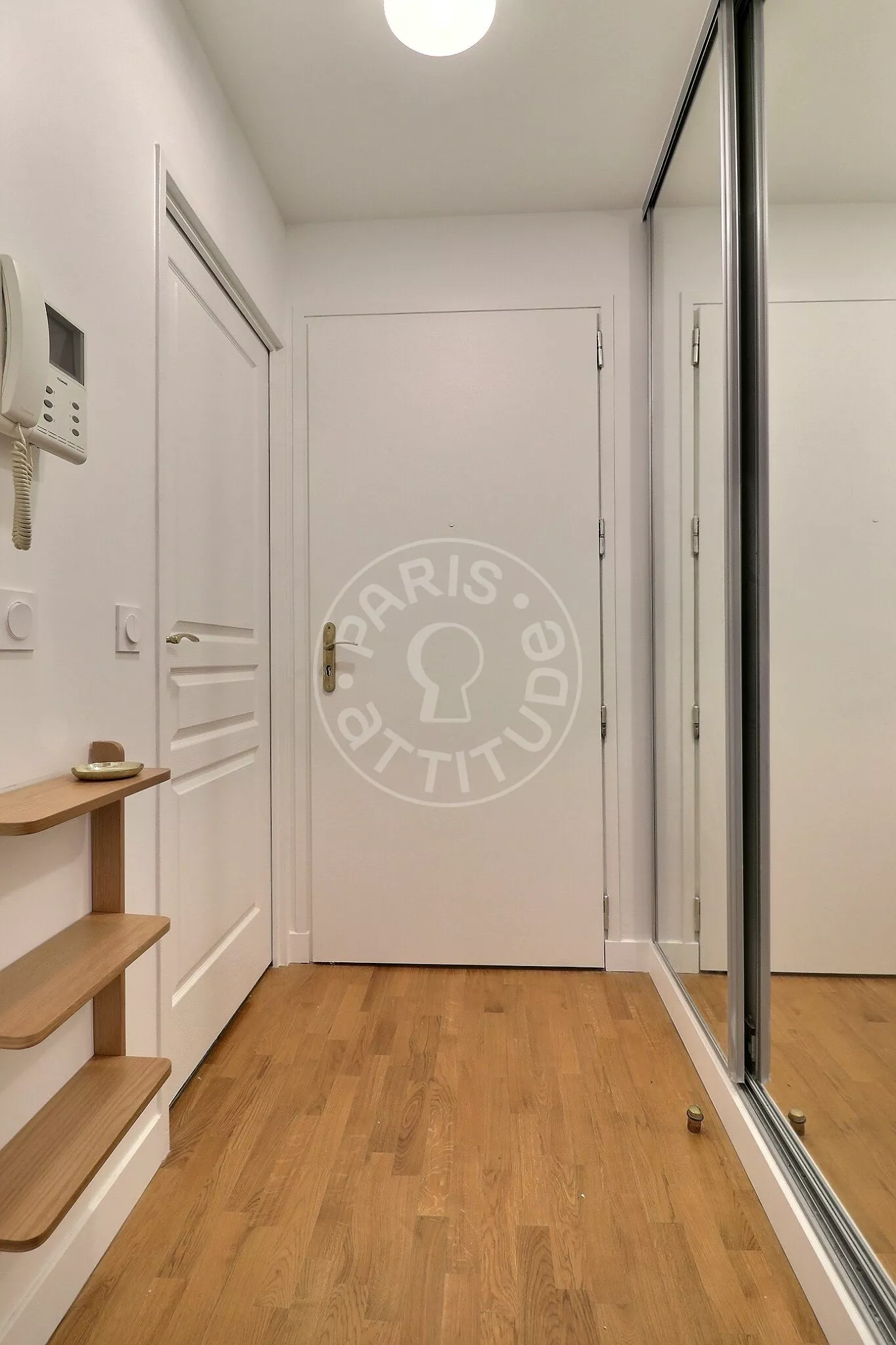 Appartement Rue Armand Carrel à Paris