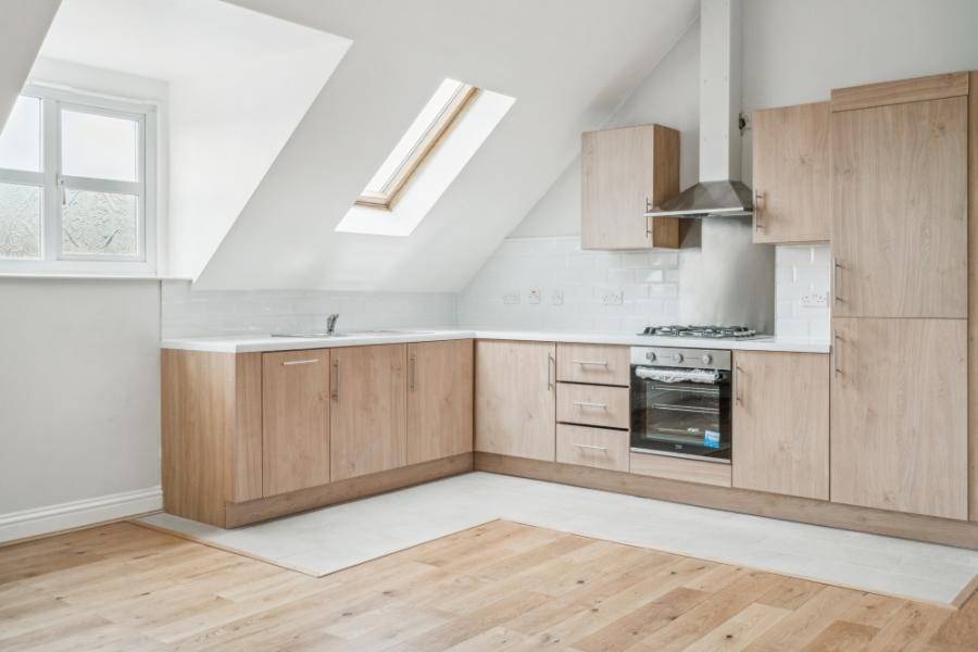 Flat Shaftesbury Circle in Greater London