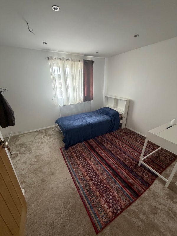 Room Brambling Walk in Bristol