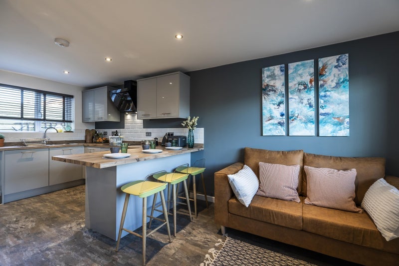 Room Morrison Avenue in Poole