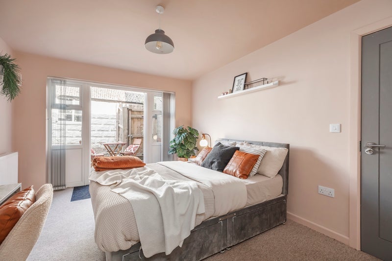 Room Morrison Avenue in Poole