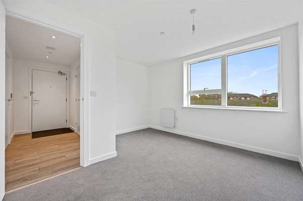 Flat Sydney Road in Watford