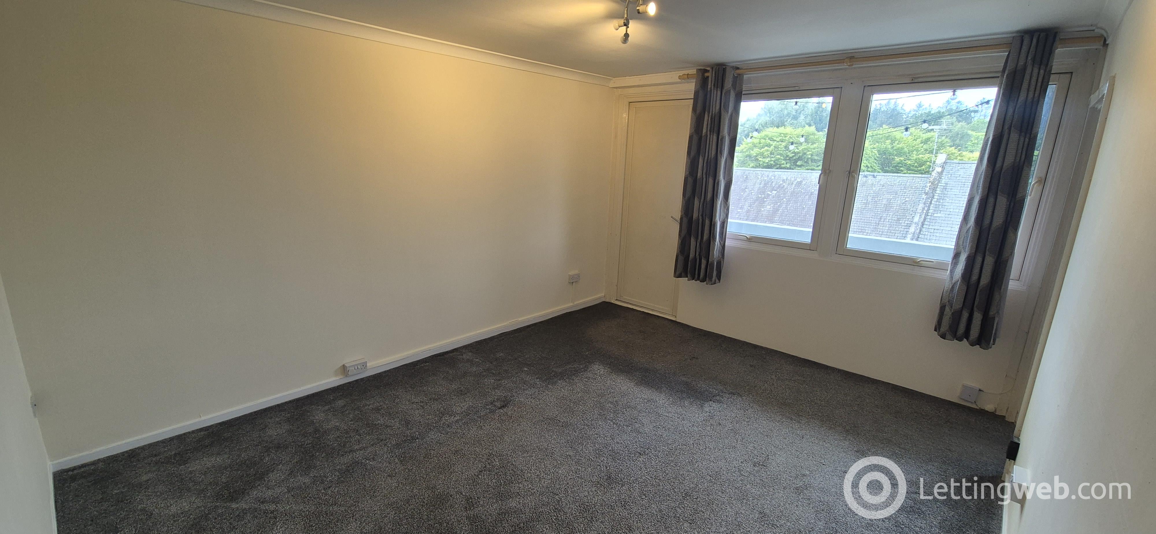 Flat Mortimer Place in Aberdeen City