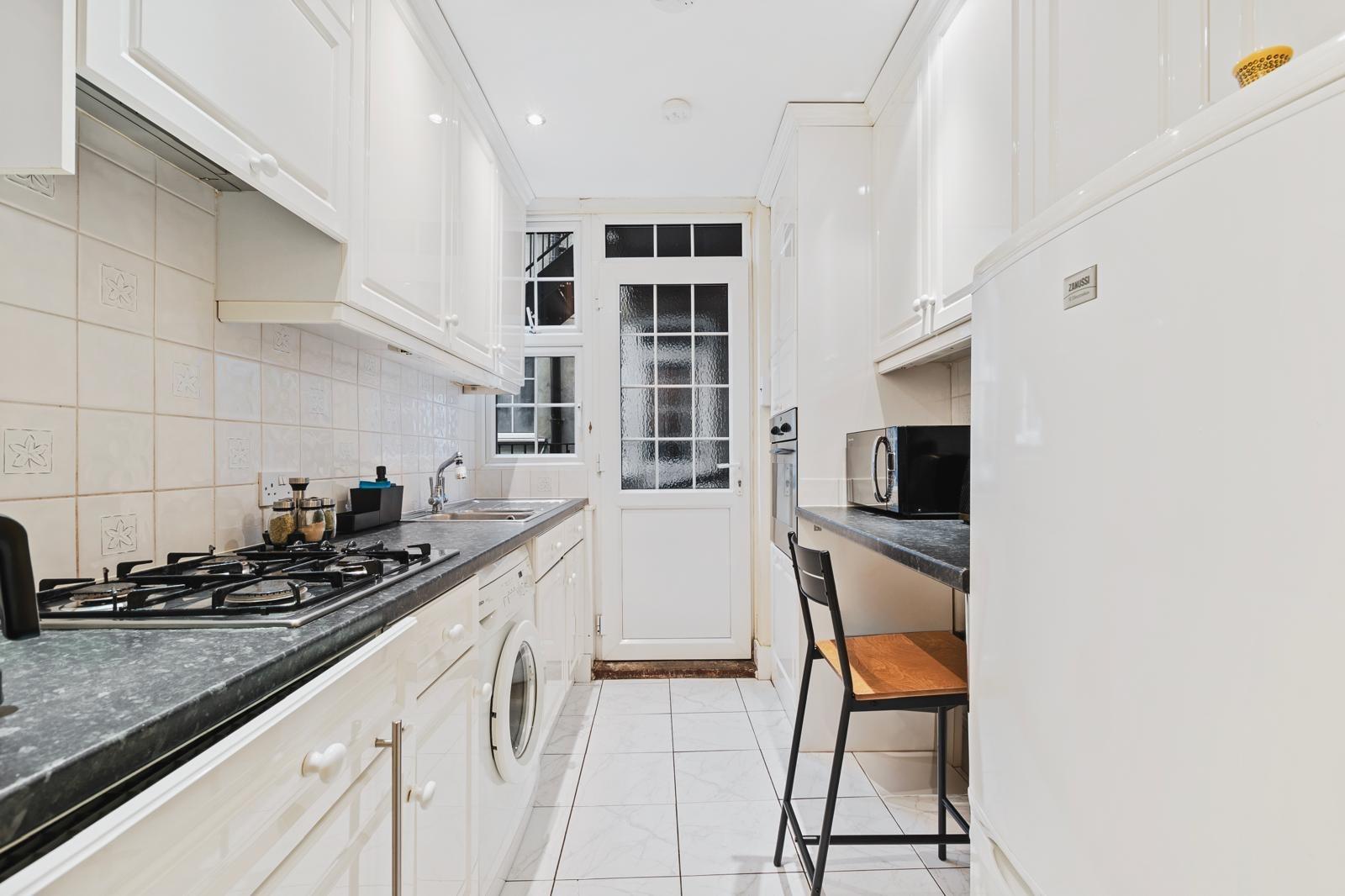 Flat Vivian Avenue in Greater London