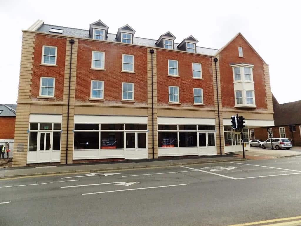 Flat Northampton Road in Towcester