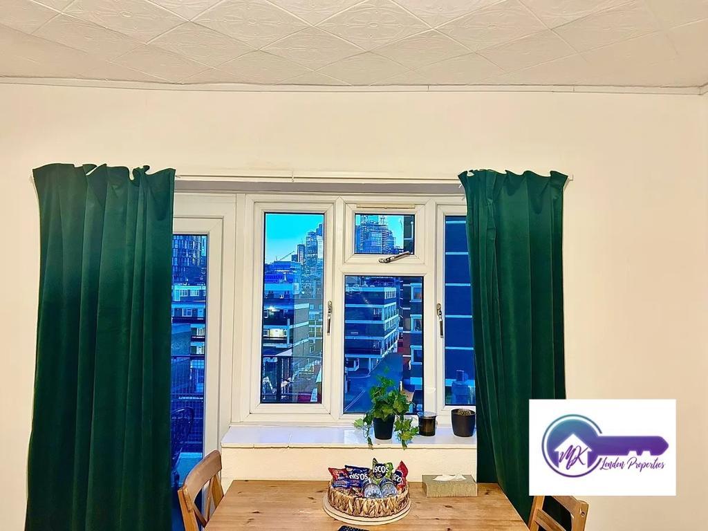 Flat Bevenden Street in Greater London