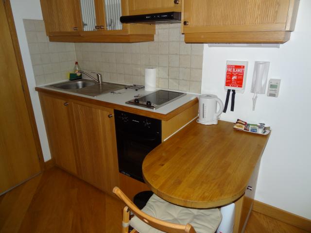 Flat Cartwright Gardens in Greater London