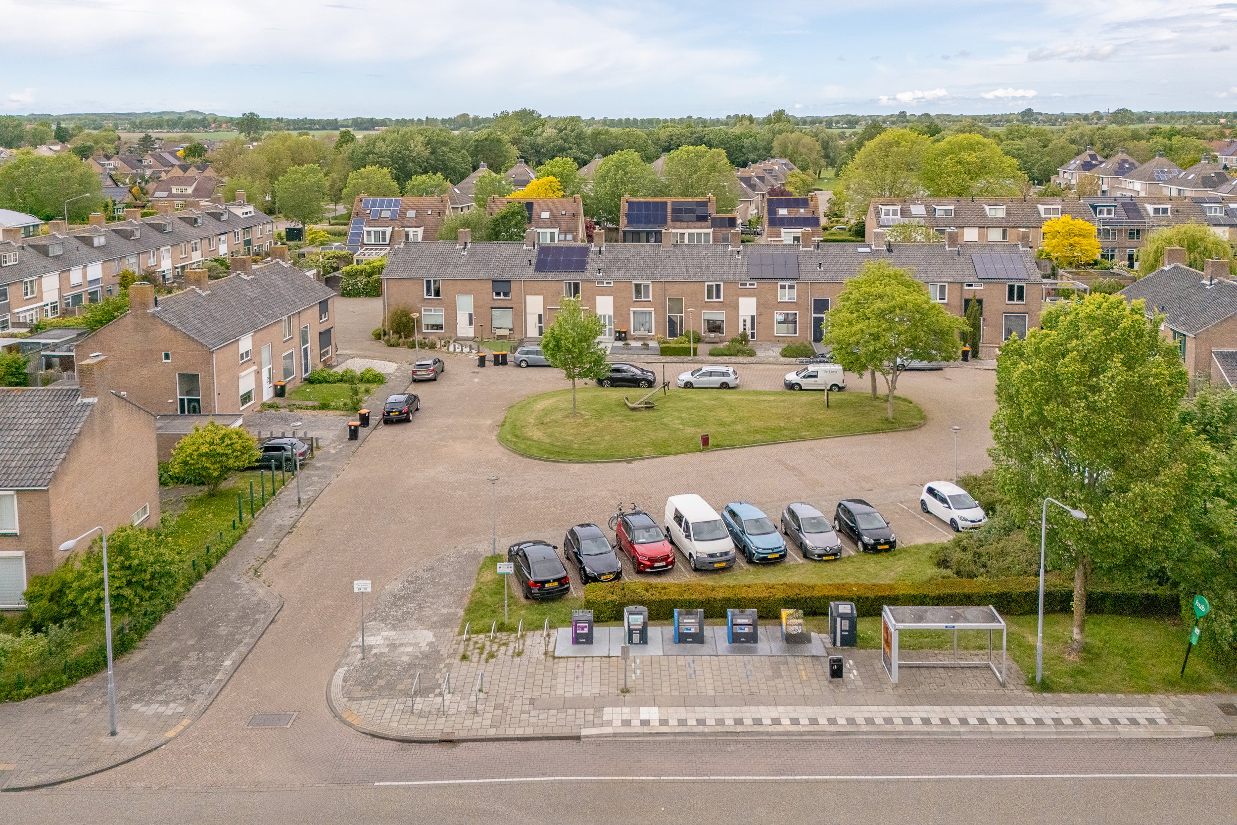 Tussenwoning te koop: Van Hogendorpweg 166, Vlissingen
