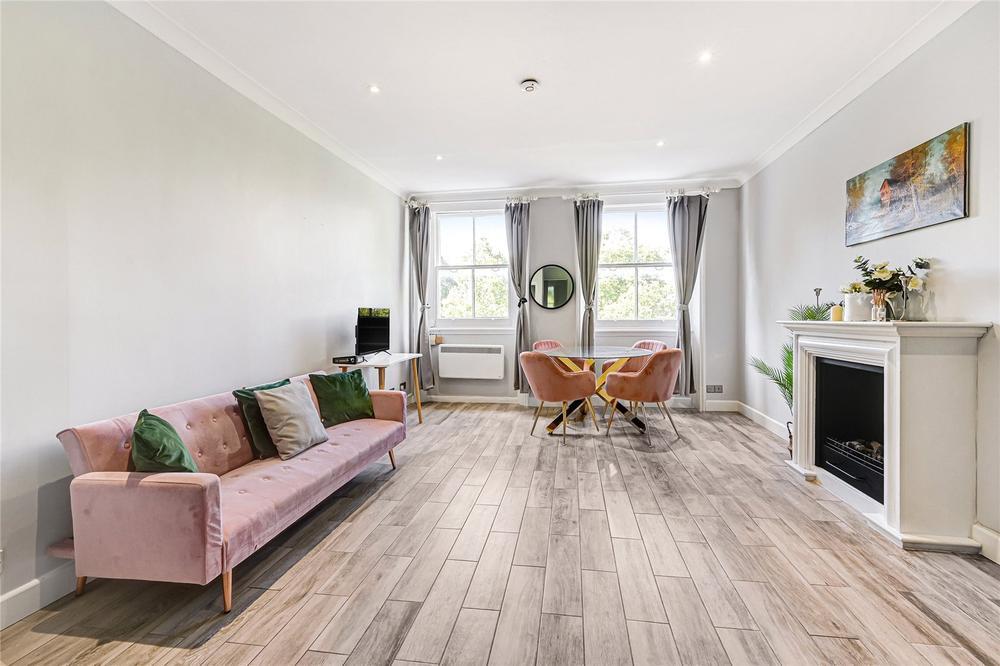 Flat Baker Street in City of Westminster