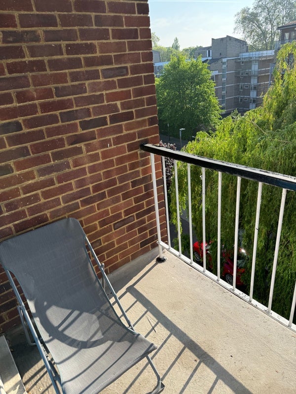 Room Carlton Drive in Greater London