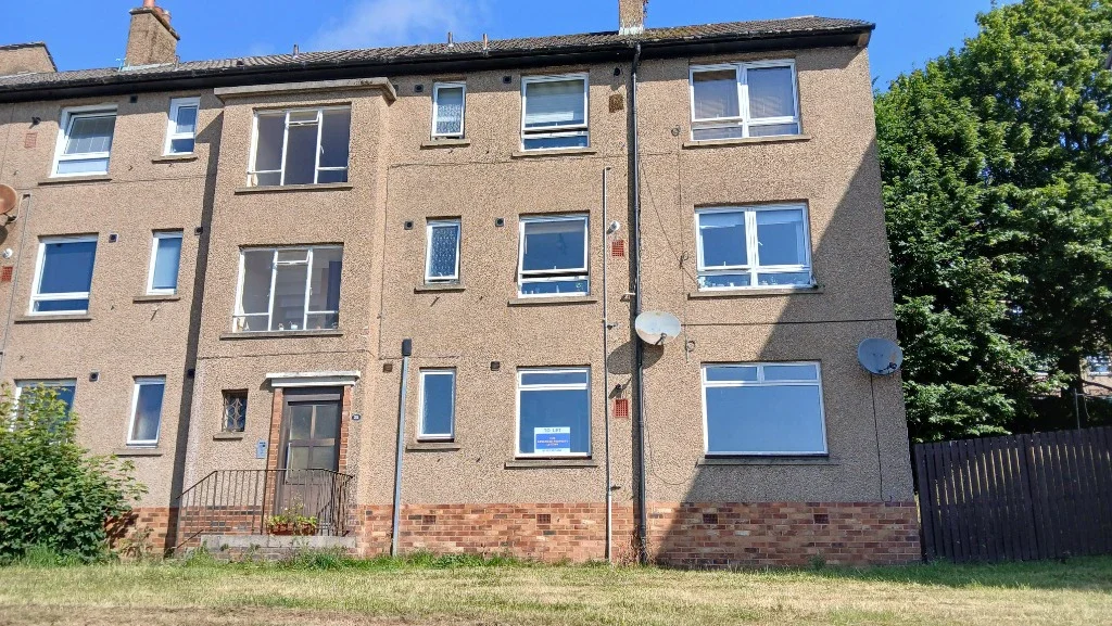 Flat Pentland Crescent in Dundee