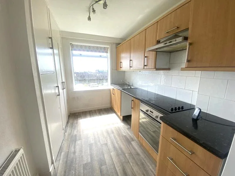 Flat Pentland Crescent in Dundee