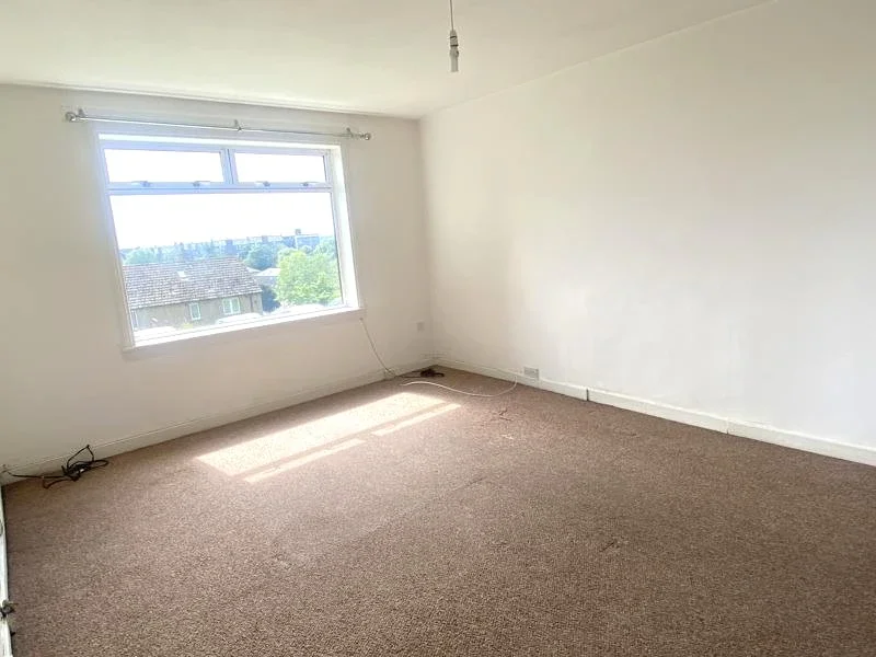 Flat Pentland Crescent in Dundee