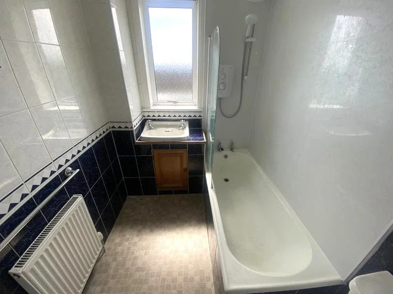 Flat Pentland Crescent in Dundee