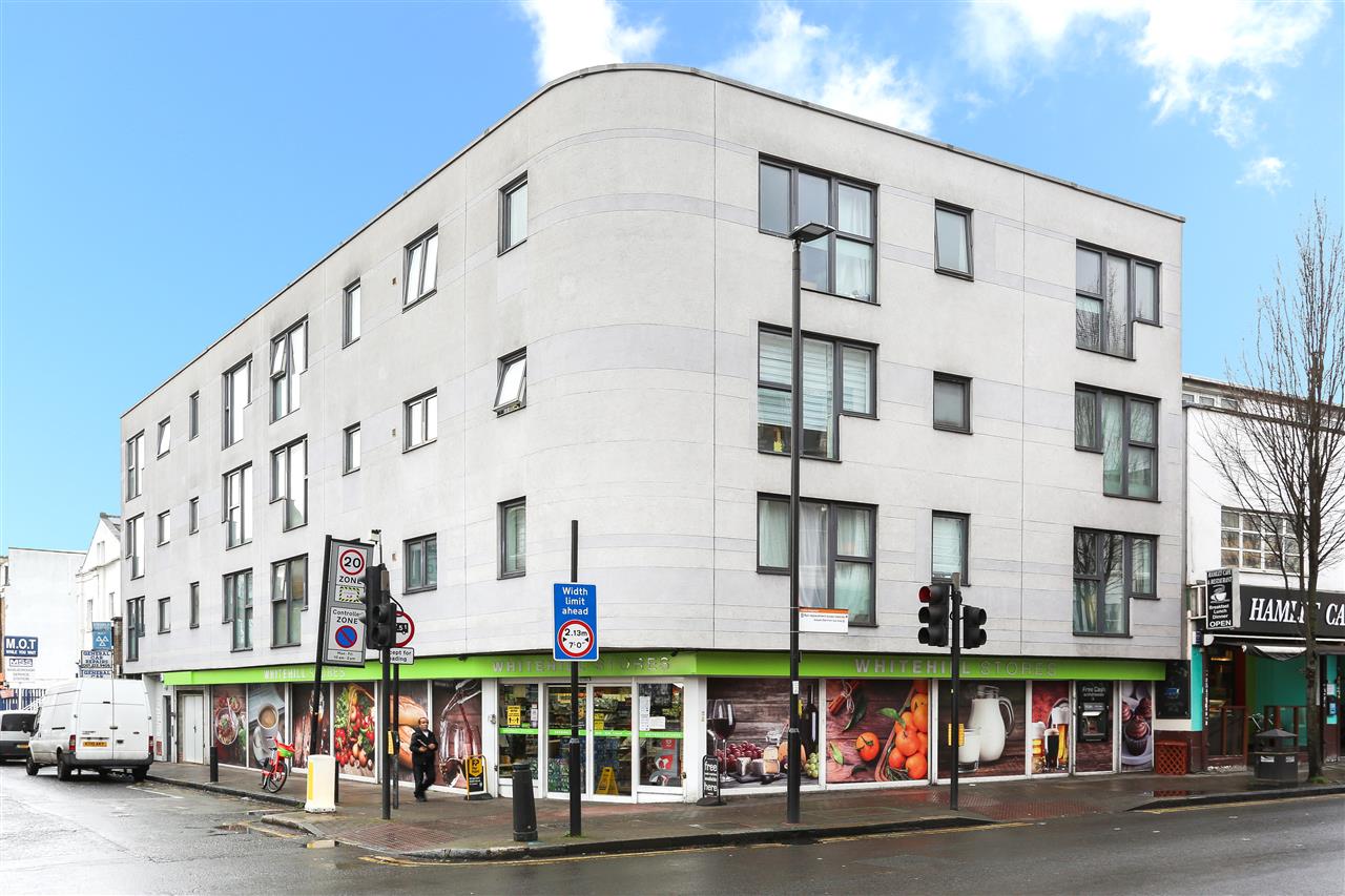 Flat Marlborough Road in Greater London