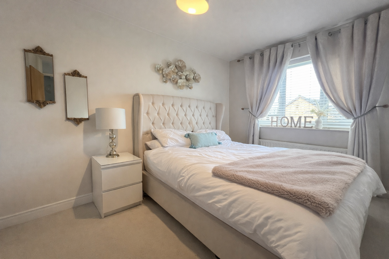 House Hazel Close in Greater London
