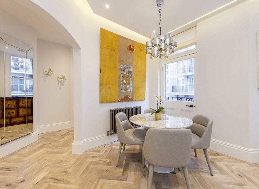 Flat Greycoat Place in City of Westminster