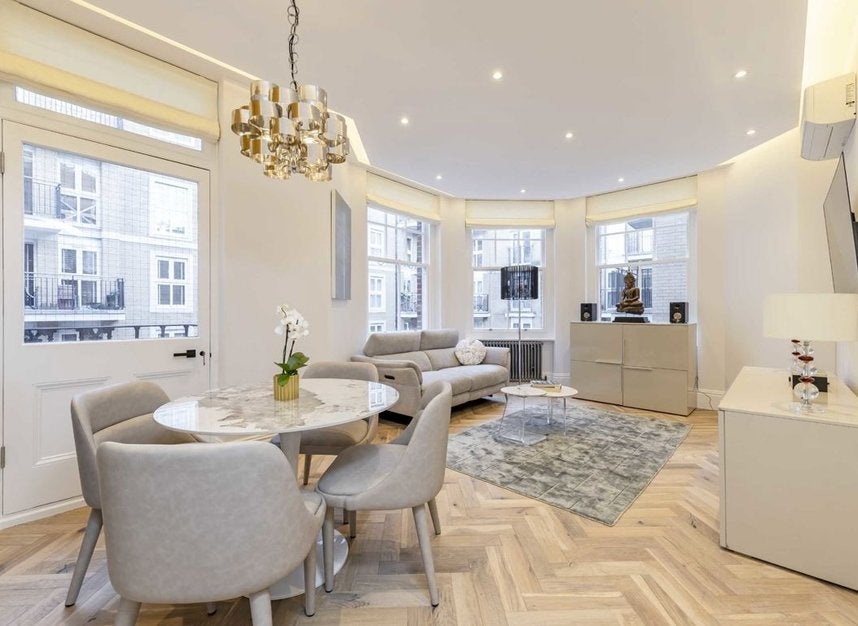Flat Greycoat Place in City of Westminster