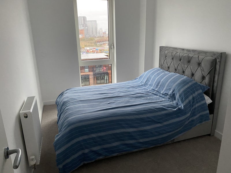 Room Lockside Lane in Salford