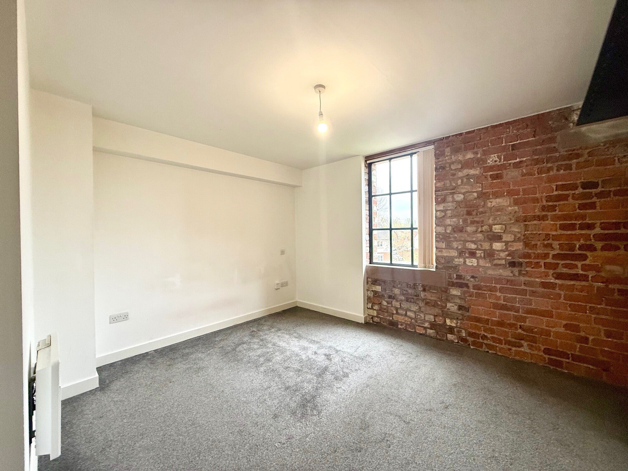 Flat Wilderspool Causeway in Warrington