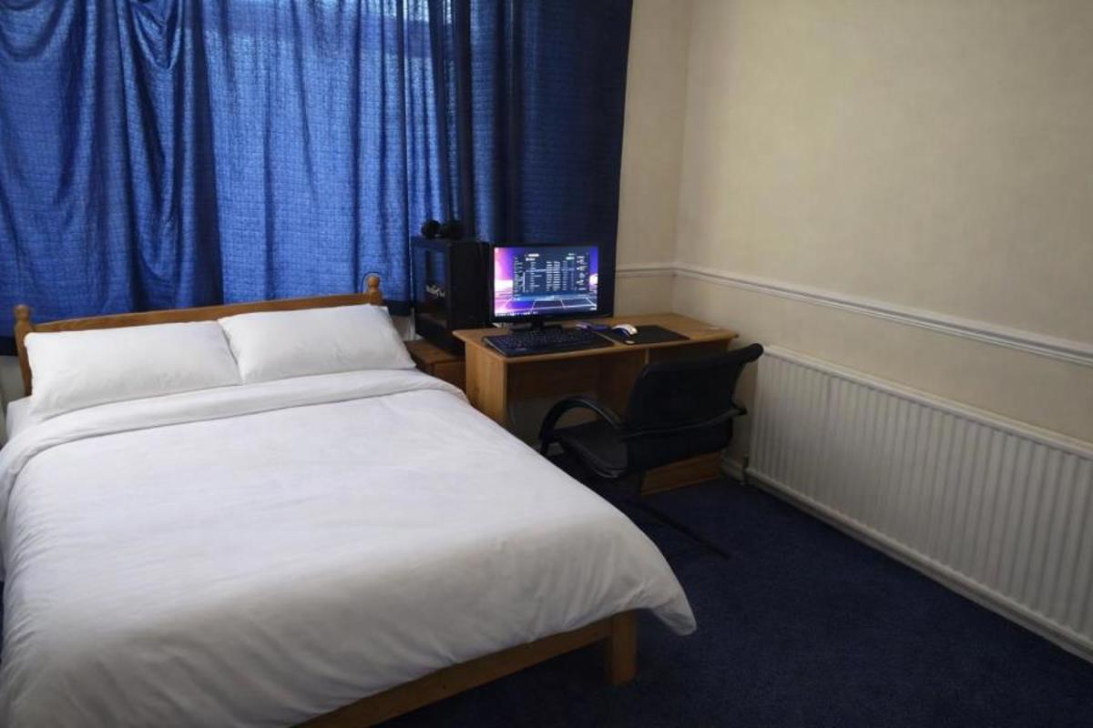 Room Filton Avenue in Bristol
