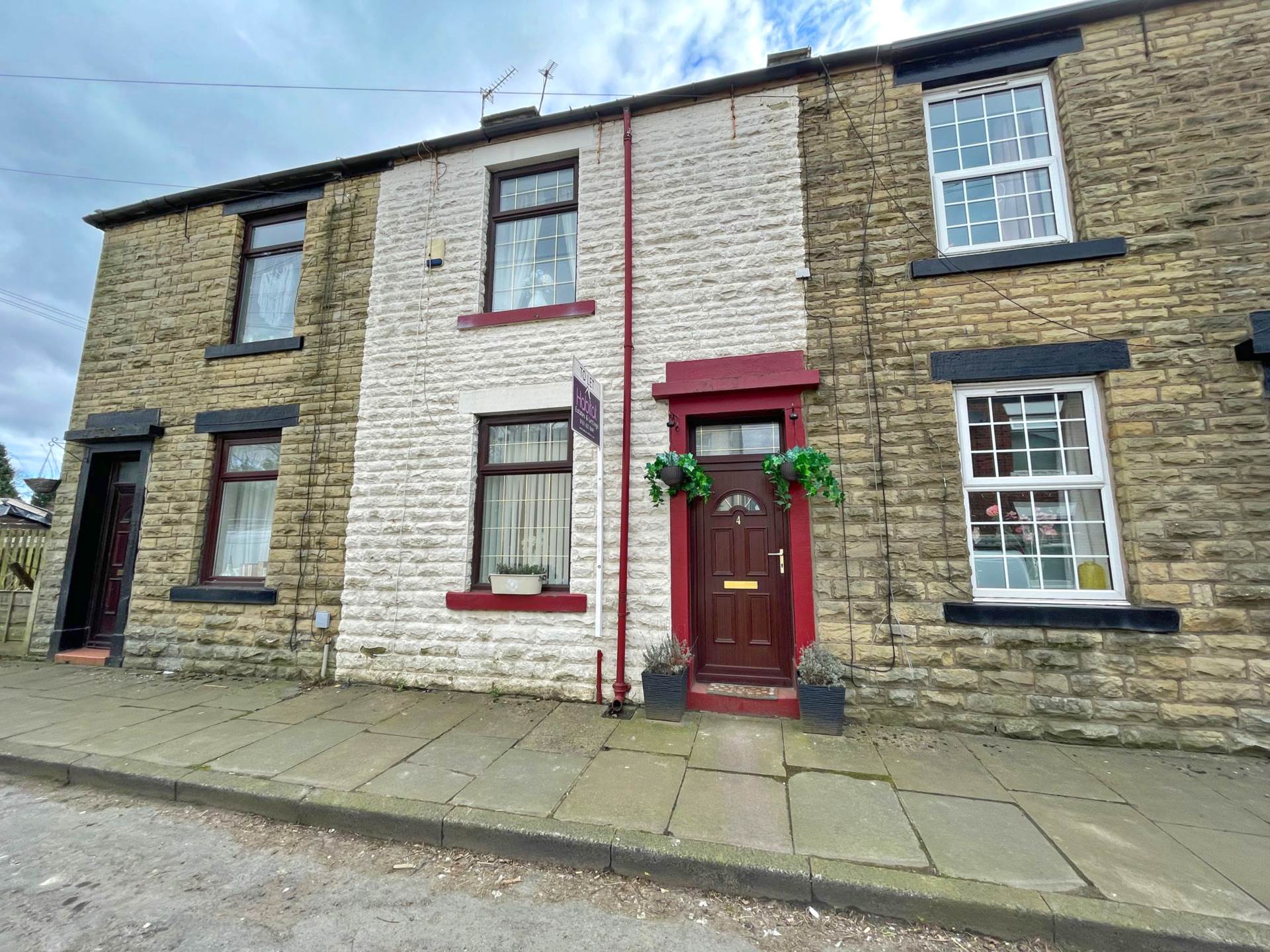 House Crossley Street in Milnrow