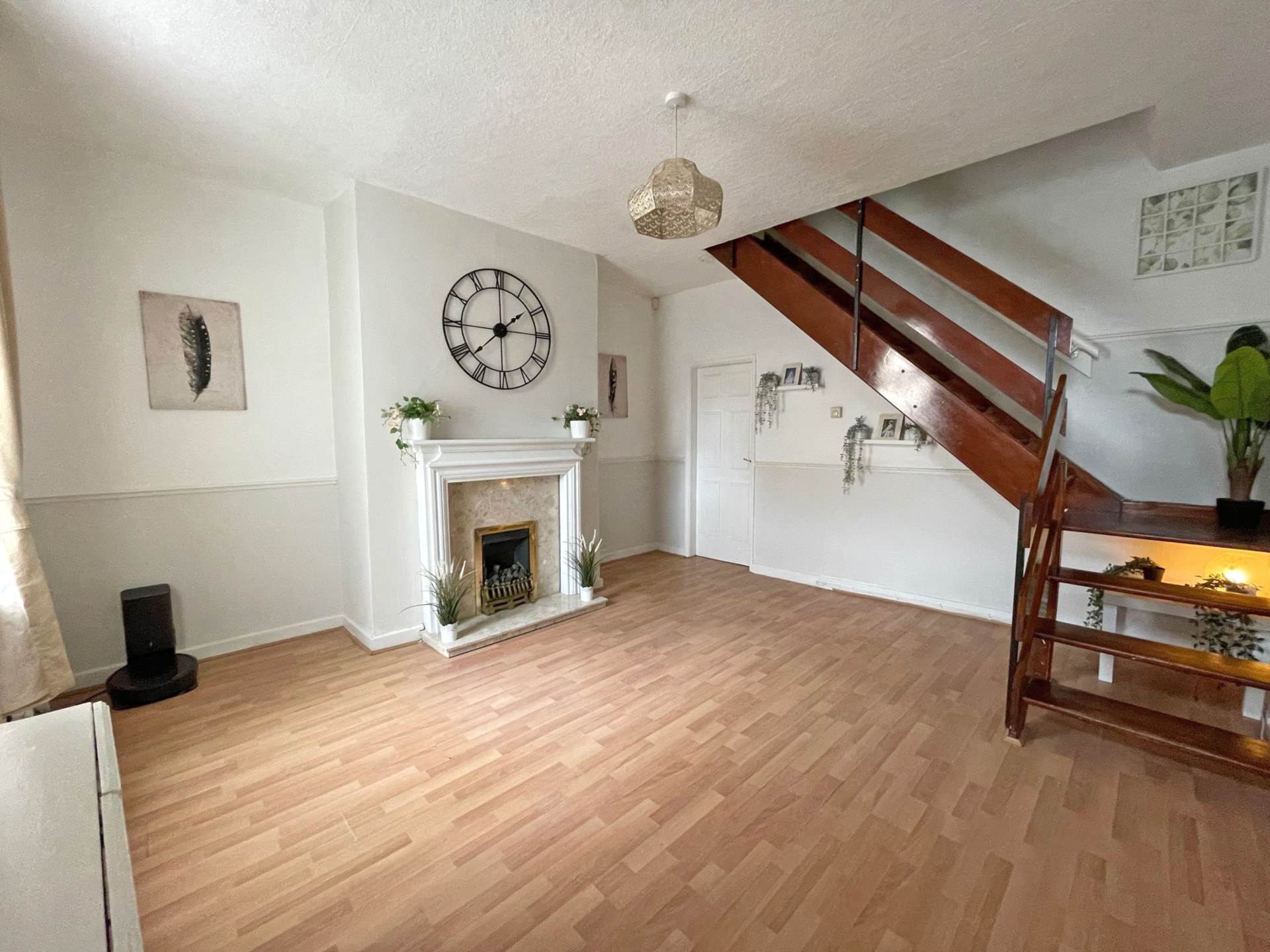 House Crossley Street in Milnrow