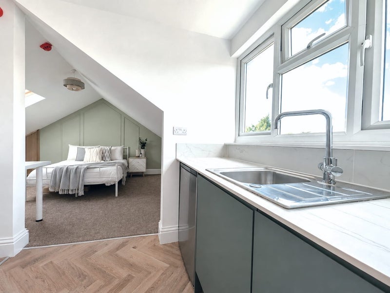 Room Poole Road in Bournemouth