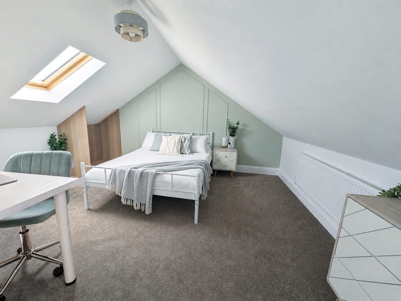 Room Poole Road in Bournemouth