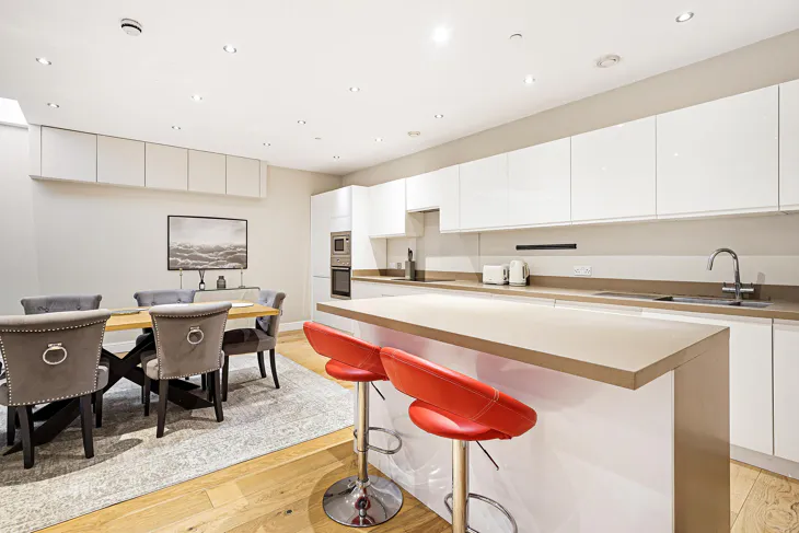 House Harriet Walk in Greater London