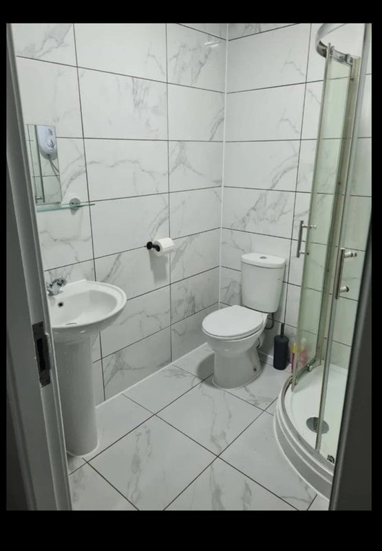 Room Otway Street in Preston