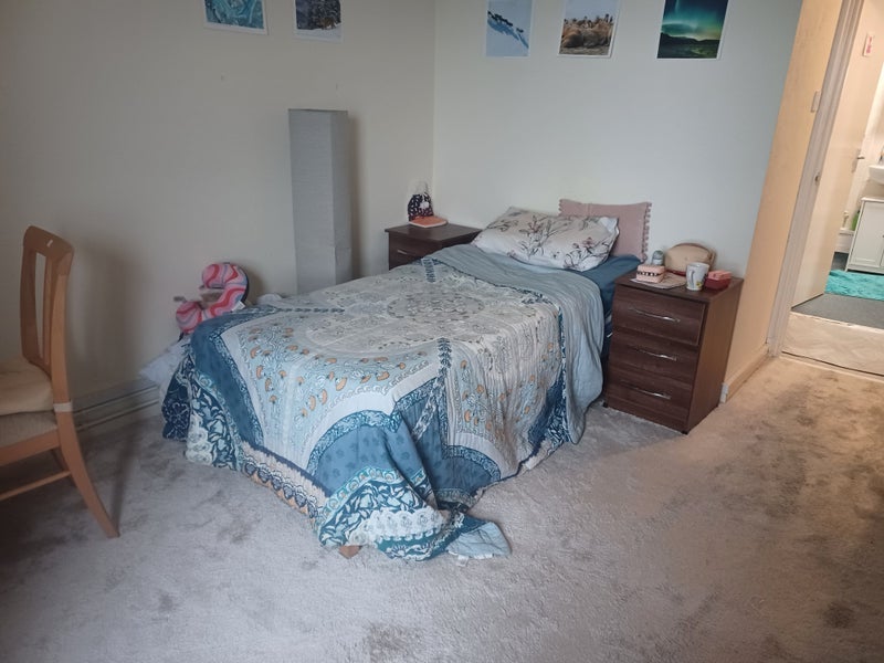 Room Beechcroft View in Leeds