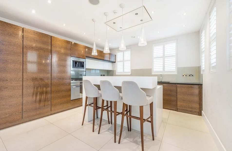 Flat Porchester Road in City of Westminster