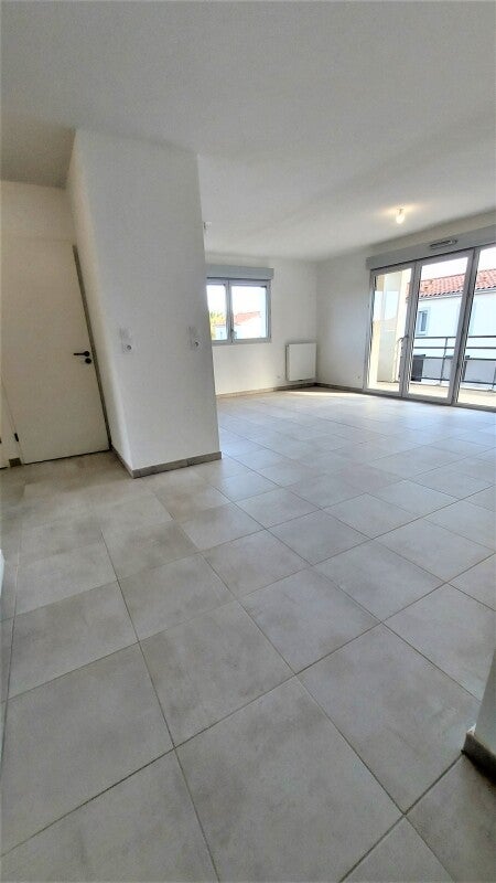 Flat Rue de Pîtres in Franqueville-Saint-Pierre