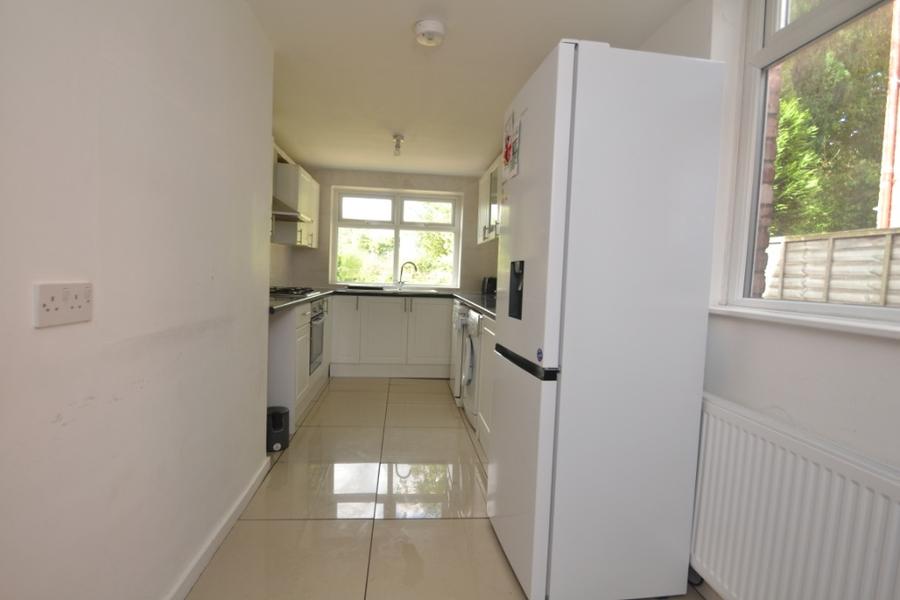 Room Finchley Road in Manchester