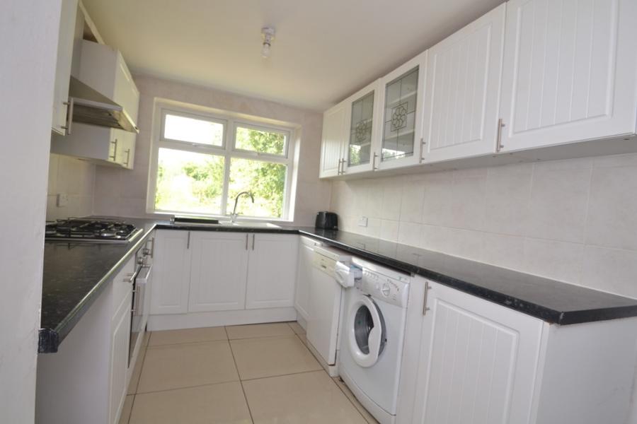 Room Finchley Road in Manchester