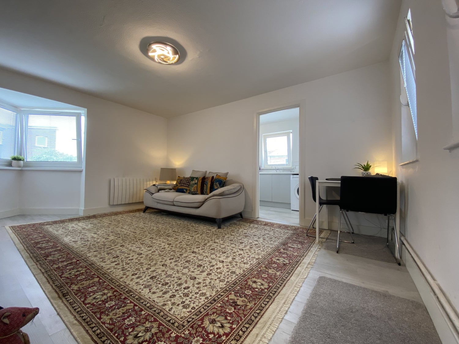 Flat Ael-y-Bryn in Cardiff