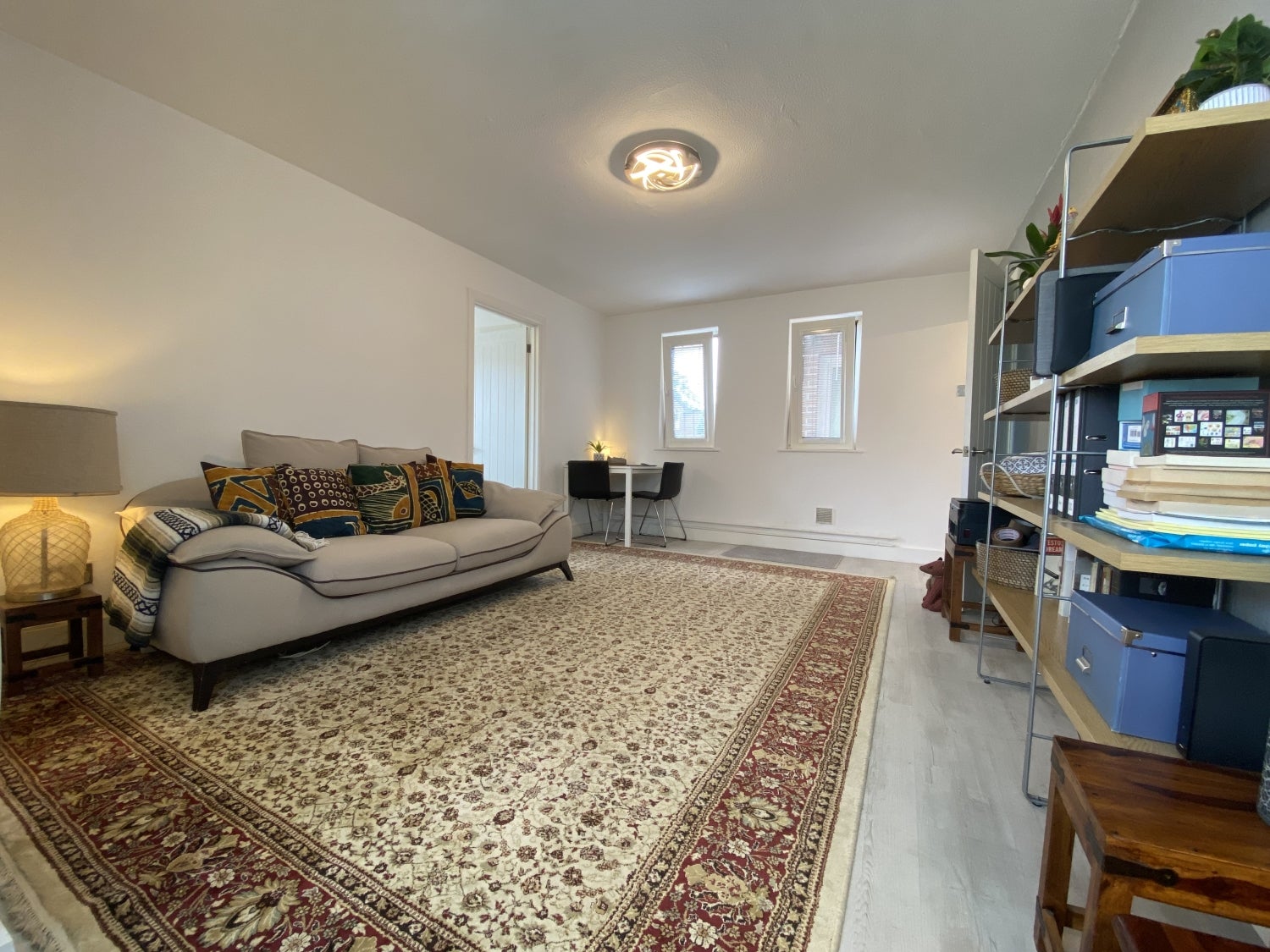 Flat Ael-y-Bryn in Cardiff