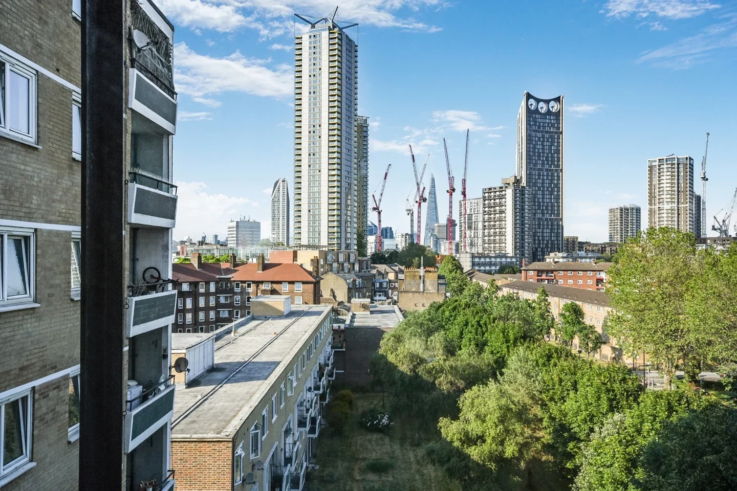 Flat Opal Street in Greater London